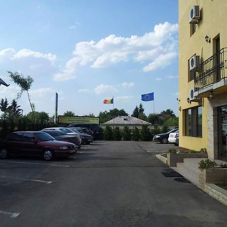 Motel Cool Barcanesti Екстер'єр фото